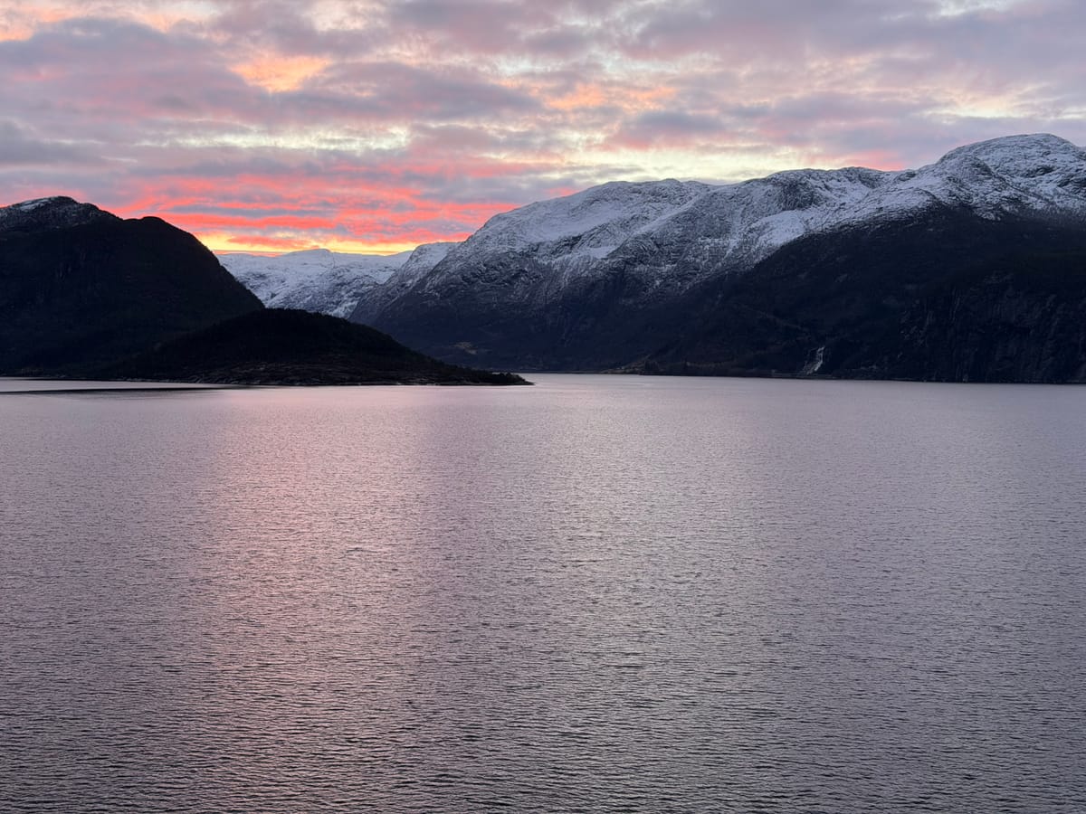 Zwischen Wasserfällen und Fjorden – Ein Tag in Eidfjord